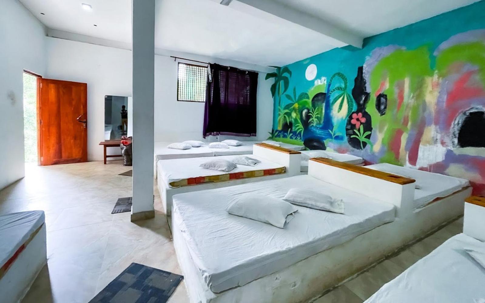 Ceylon Happy Laugh - Ella Hostel Exterior photo